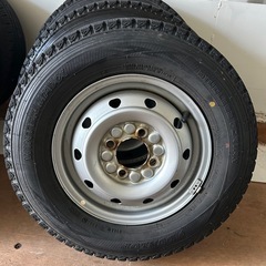 ★145R12 6PRスタッドレス！軽トラ！軽バン！ハブでかい三菱もOK！の画像