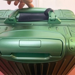 RIMOWA オリジナル キャビン　エメラルド　2024年限定色の画像