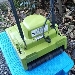 ★お届け可!!★ 電動芝刈り機 マイグリーン254の画像