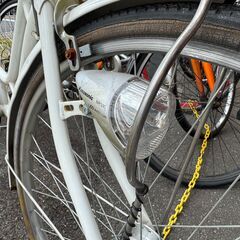 ★店頭にて試乗可★ J3354　【リユースのサカイ柏店】　軽快自転車　26インチ　オートライト　ホワイト　　簡易クリーニング済　 中古自転車 　流山市 中古自転車 松戸市 中古自転車 我孫子市 中古自転車 船橋市 中古自転車 守谷市 中古自転車 取手市 中古自転車　の画像