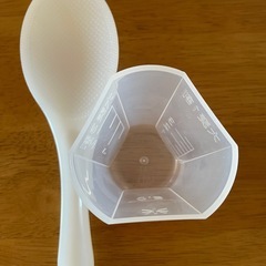 しゃもじ、計量カップセットの画像