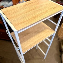 冷蔵庫ラック 伸縮式 横幅調整可 キッチンラック 省スペース ゴミ箱上ラック コンパクト ラック 収納  レンジラック オープンラック オープンシェルフの画像