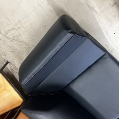 ロ2512-501 クッションフロアソファ 3分割 軽量 ブラック 中古の画像