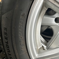 スタットレスタイヤ  の画像