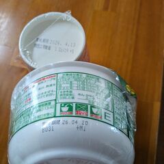 取引中.カップヌードル各1個ずつ計２個の画像