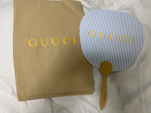 GUCCI 非売品 ノベルティ うちわ (vvv) 新庄のノベルティグッズの中古