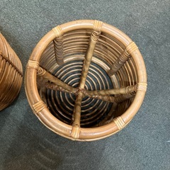 【2脚あります】ラタンスツール【F01030】の画像