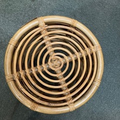 【2脚あります】ラタンスツール【F01030】の画像