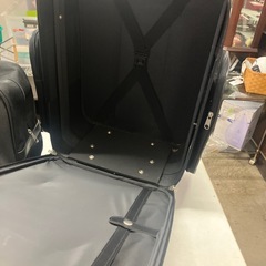 A2512-502 HM キャリーケース&バックセット バラ売り不可 中古の画像