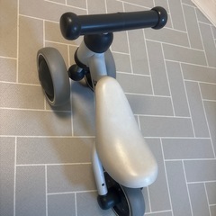 ベイビー用三輪車の画像
