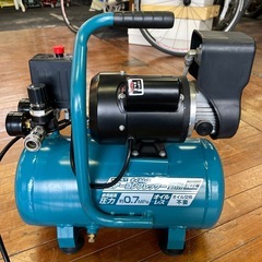 静音オイルレスコンプレッサー10L 高儀の画像