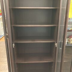 【リユ-スのサカイ広島石内店】ジモティ割！３枚扉収納/クリ-ニング済み/HG-8400/広島市 家具　佐伯区 家具　南区 家具　西区 家具　東区 家具　中区 家具　安佐南区 家具　安佐北区 家具　安芸区 家具　府中町 家具　海田町 家具　熊野町 家具　坂町 家具　廿日市市 家具の画像