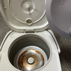 炊飯器の画像