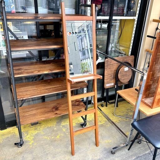 IDEE イデー LADDER MIRROR ANTON brown ラダーミラー アントン ブラウン 姿見 ミラー ミラードレッサー スタンドミラー 全身鏡 木製フレーム デザイナーズミラー ladder mirror anton brown idée standing mirror full length mirror wooden frame designer