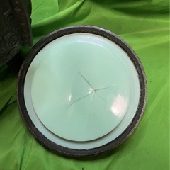 饕餮文銅器　三つ足香炉　台湾製　中華國寳　中国美術　蓋付　鋳銅製　青銅器？台湾土産？レプリカ？アイスボックス　＠ｙ左の画像