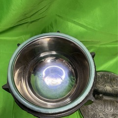 饕餮文銅器　三つ足香炉　台湾製　中華國寳　中国美術　蓋付　鋳銅製　青銅器？台湾土産？レプリカ？アイスボックス　＠ｙ左の画像