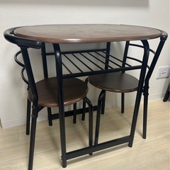 2人がけコンパクトダイニングテーブルの画像