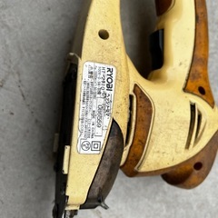 RYOBI ヘッジトリマ　両刃駆動の画像