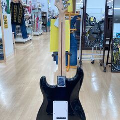 A-919【リユースのサカイ野々市店】ジモティ来店特価‼ スクワイヤー ストラトキャスター エレキギター ブラック 音出しチェック＆クリーニング済みの画像