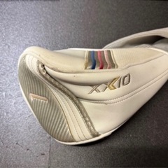 ゴルフ折りたたみ式軽量キャリーバッグ➕ゼクシオ11純正ドライバーヘッドカバー　レディースXXIOの画像