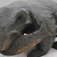 [1818] 熊 木彫り 2個 大小サイズセット 22cm 15cm くま 置物の画像