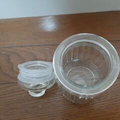 ○ガラスの容器○の画像