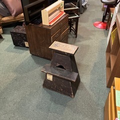 古い踏み台/植物を置いたり…【F01033】の画像