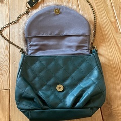 ⭕️美品‼️ファーのショルダーバッグ★ダークグリーンの画像