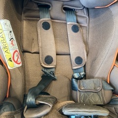 aprica  チャイルドシート ３点固定　シートベルト の画像