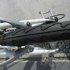 E754★　17800円★　ミニベロ中古自転車 【20インチ　ＦＯＲＫＳ２　白 　42㎝　アルミフレーム】の画像