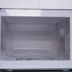 2019年製 YAMAZEN 電子レンジ 配達設置対応・一ヶ月保証 ターンテーブルタイプ 横開き 17L ホワイト 50Hz（東日本地域専用） YRB-177（W）ヤマゼン の画像