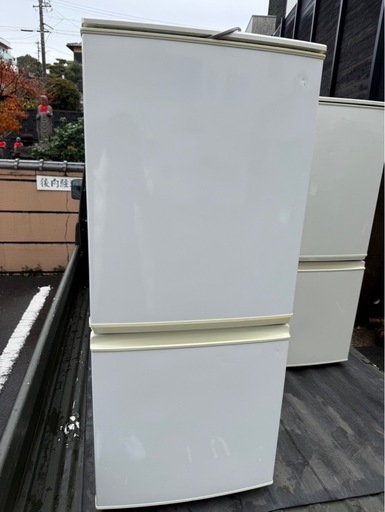 SHARPノンフロン冷凍冷蔵庫 137L SJ-UW14-W2012年製 公式 SHARP（シャープ）ノンフロン冷凍冷蔵庫 137L SJ-UW14-W 配送可能