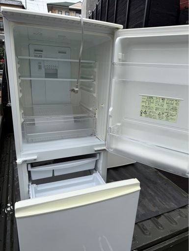 公式 SHARP（シャープ）ノンフロン冷凍冷蔵庫 137L SJ-UW14-W 配送可能