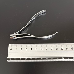 爪のお手入れ　甘皮ニッパーの画像