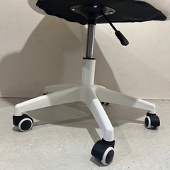 デスクチェア　ほぼ新品の画像