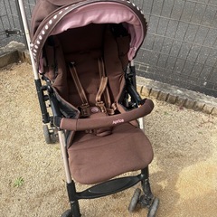 アップリカ　ベビーカーの画像