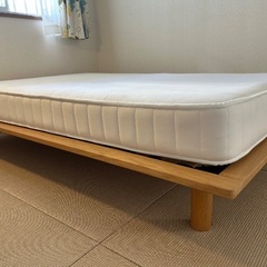 無印良品のセミダブルベッド&ベッドフレームですの画像