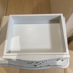 サイドチェストの画像