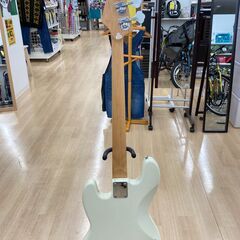A-924【リユースのサカイ野々市店】ジモティ来店特価‼ SX CUSTOM HANDMADE STANDARD SERI エレキベース ホワイト クリーニング済みの画像