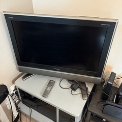 SHARP 32インチTV&TV台の画像