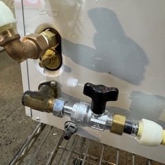 TOTO 小型電気温水器 RES25A 24.7L 業務用【通電確認済み】の画像