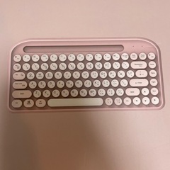 【未使用】ワイヤレスキーボードpinkの画像