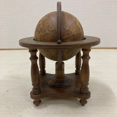商談中地球儀　オブジェ　小型の画像