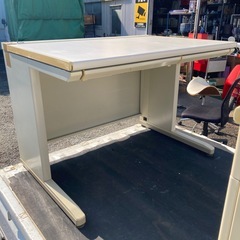 OAデスクの画像