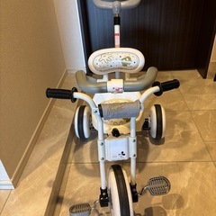 ミッキー　ハンドル付き　子供三輪車の画像