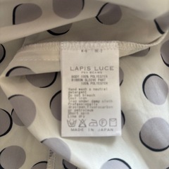LAPIS LUCE per BEAMS 水玉模様リボン付き五分袖ブラウスの画像