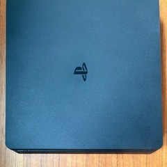 ps4 本体　コントローラー付きの画像