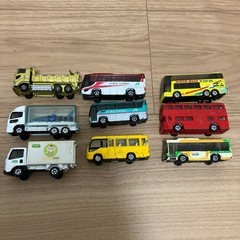 トミカ バス トラックの画像