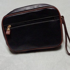 Valentino Marudinuヴァレンティノマルディーニクラッチバッグの画像