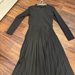 UNIQLO ワンピースの画像